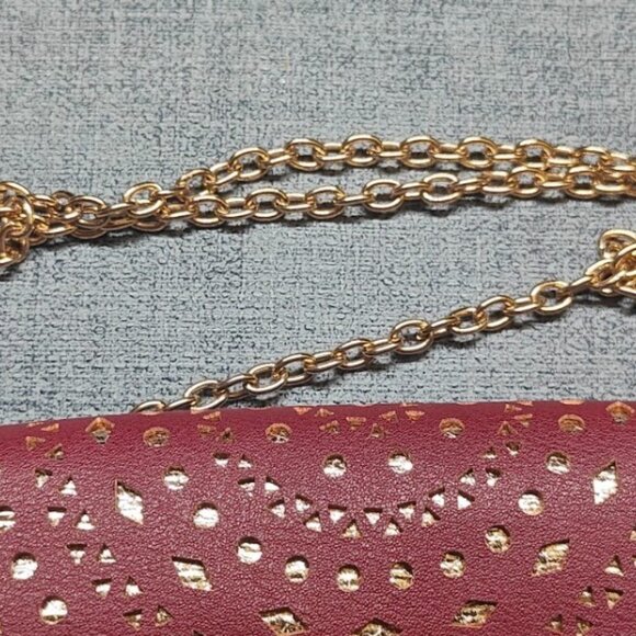 Francesca's Purse Handbag - Stylish & Versatile - Picture 6 of 6